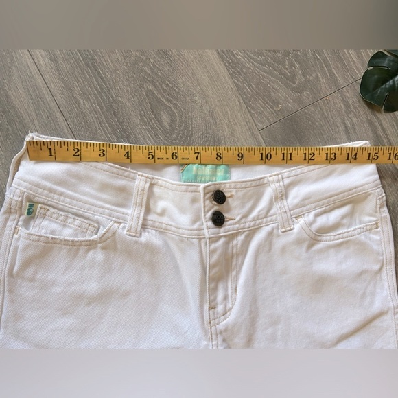Vintage y2k HCO hollister low rise flare jeans in white. Size 7. - Picture 10 of 12